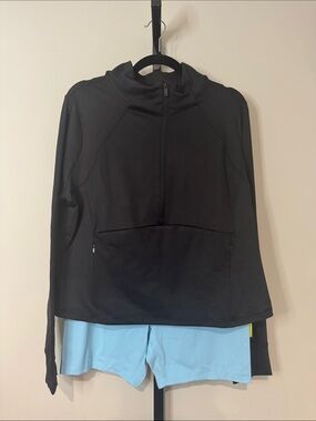 all in motion Women's Athletic Set Blue Shorts & Black Pullover Size 1X New NWT